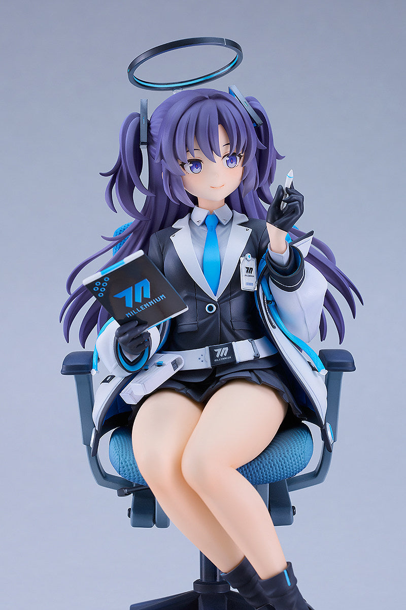 (GSC) Blue Archives Hayase Yuka - The Accountant's Daily Life Scale Figure