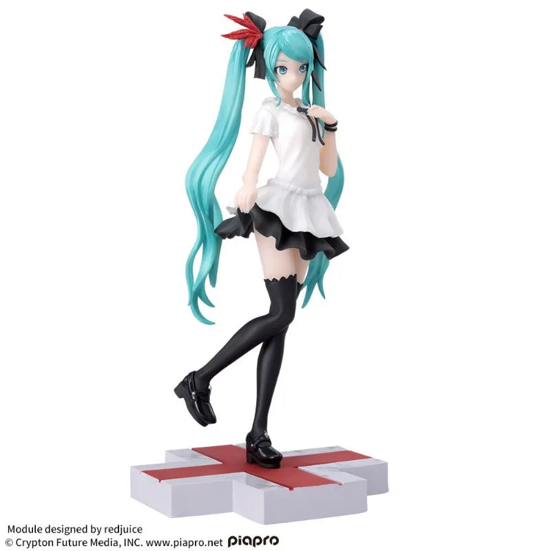 SEGA Original Genuine Vocaloid Singer Hatsune Miku Project Diva Mega 39's Luminasta Supreme Ver 18cm Model Toy Figures Gifts