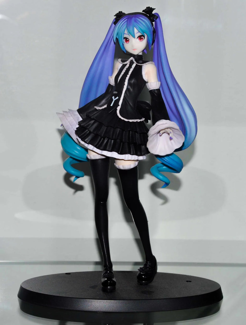 17CM Anime Hatsune Miku Project DIVA Arcade Future Tone Hatsune Miku Black Dress Lolita Model Toy Gift Collection Aciton Figure