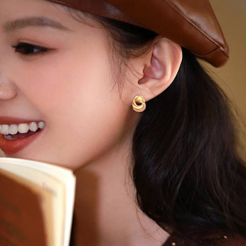 "Butter Cookies" Retro Court Niche High-end Italian Craftsmanship Nail Sand Sterling Silver Stud Earrings