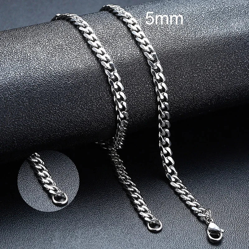 Vnox 3/5/7/9mm Thick Cuban Chain Necklaces for Men Women,Simple Miami Curb Links Collar,Waterproof Stainless Steel Unisex Chain
