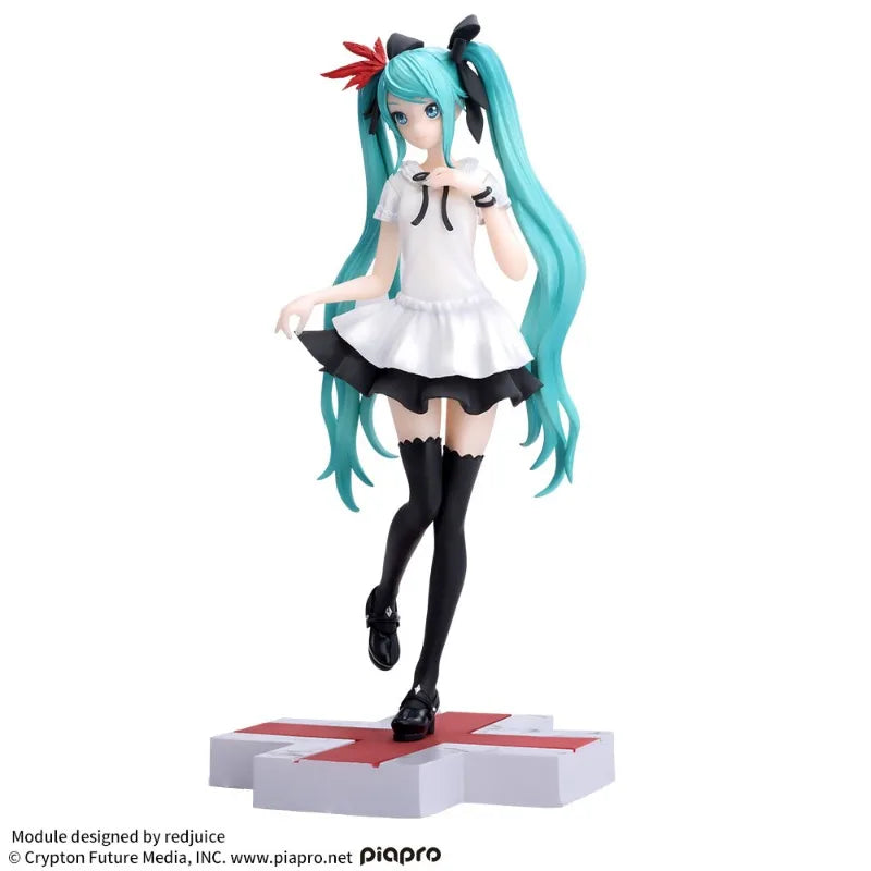 SEGA Original Genuine Vocaloid Singer Hatsune Miku Project Diva Mega 39's Luminasta Supreme Ver 18cm Model Toy Figures Gifts